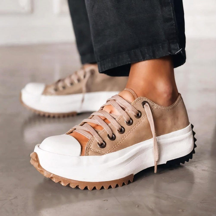 Dorothy| Woman’s Chunky Sole Arch support Sneakers
